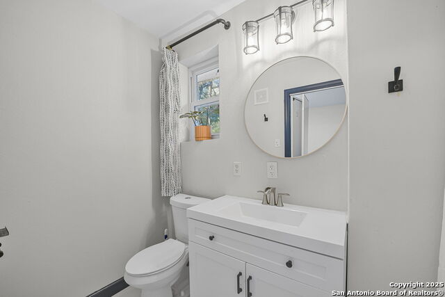 133 Alamo Property Photo 21