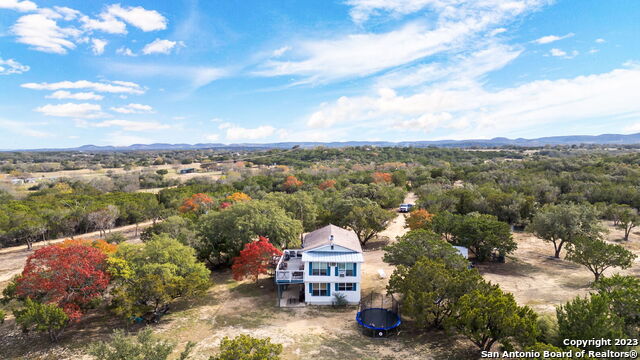 8417 State Highway 16 N Property Photo 5