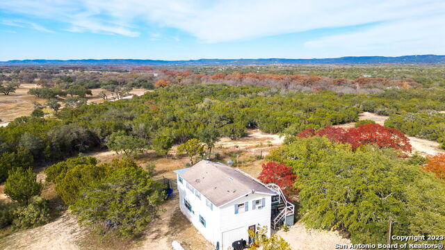 8417 State Highway 16 N Property Photo 10