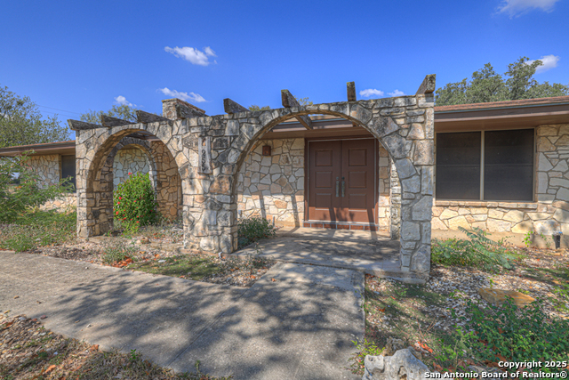 255 Brehm Ln Property Photo 2