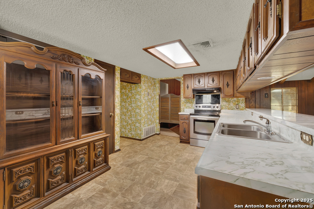 255 Brehm Ln Property Photo 16