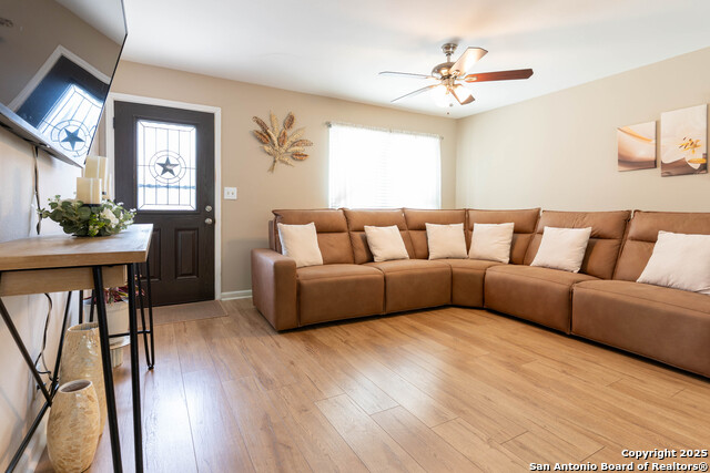 6635 Spring Hollow Property Photo 5