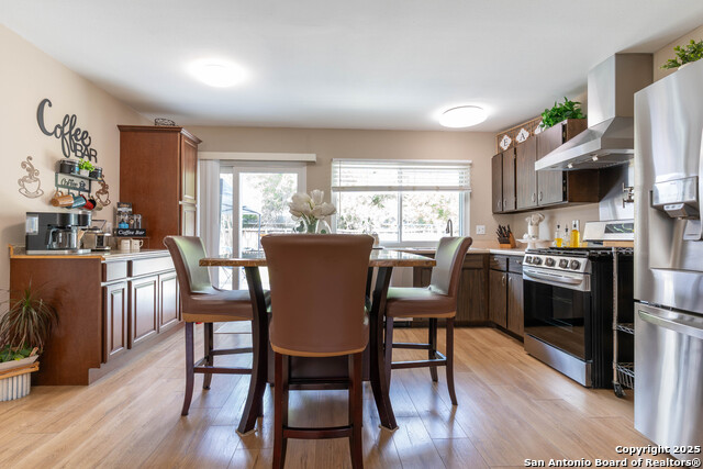 6635 Spring Hollow Property Photo 8