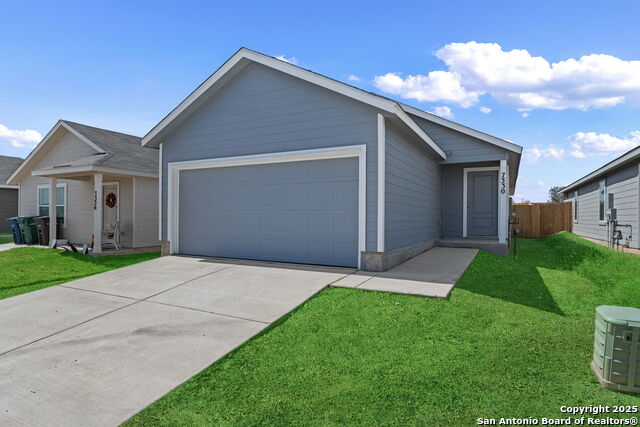7330 Brownleaf Dr Property Photo 1