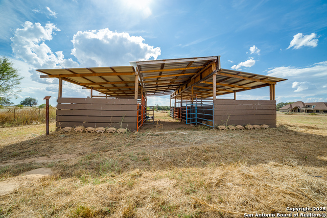 160 County Road 6860 Property Photo 24