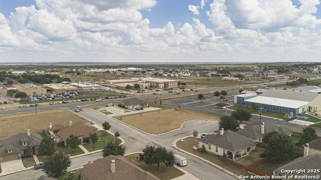 105 Juniors Property Photo 9