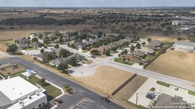 105 Juniors Property Photo 13