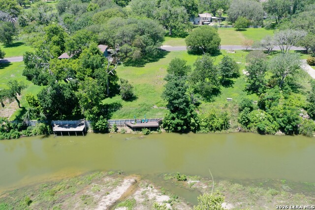 38 E Hampton Property Photo 1