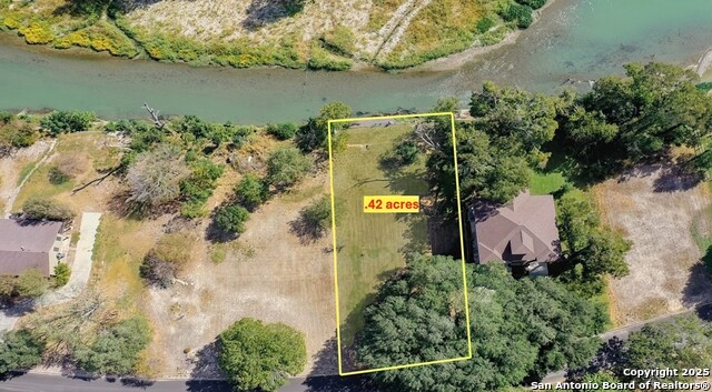 38 E Hampton Property Photo 4