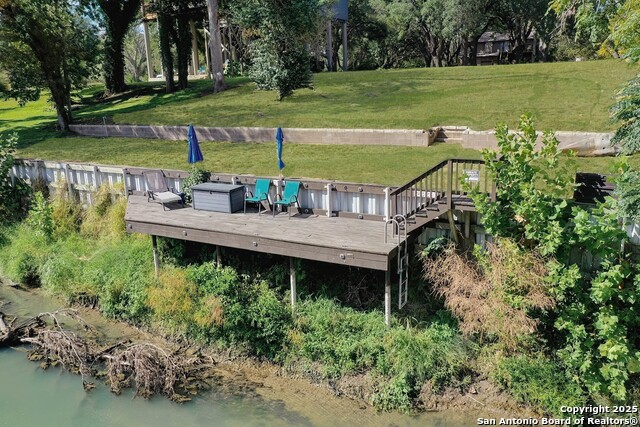 38 E Hampton Property Photo 10