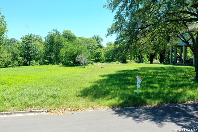 38 E Hampton Property Photo 22