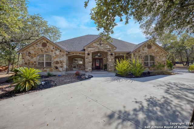 149 Legacy Trace Property Photo 1