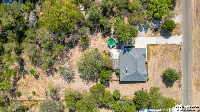 105 Tomahawk Property Photo 1