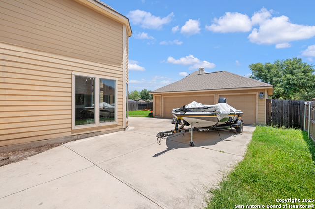 3027 Hidden Meadow Property Photo 5