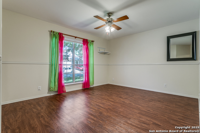 14318 Markham Ln Property Photo 17