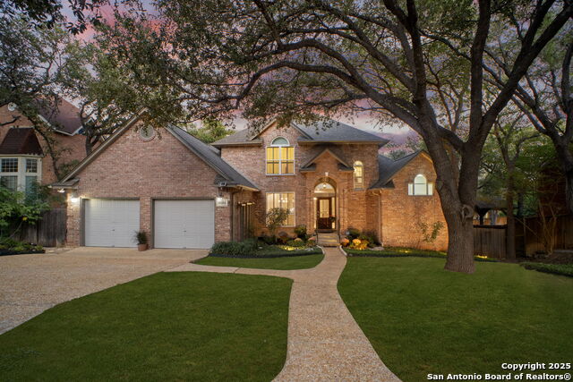 16222 Robinwood Ln Property Photo 1