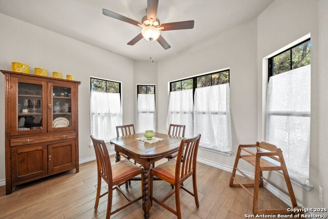 1094 Whispering Hills Property Photo 5