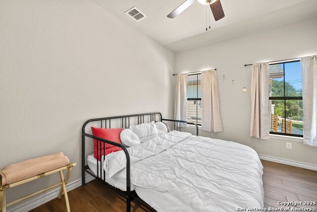 1094 Whispering Hills Property Photo 14