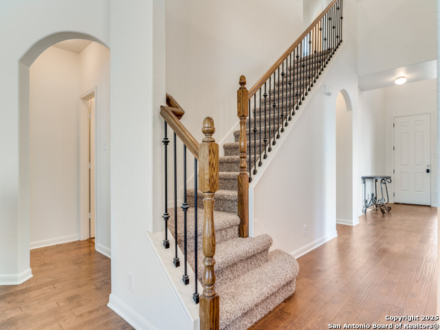 8702 Elkhorn Knoll Property Photo 7