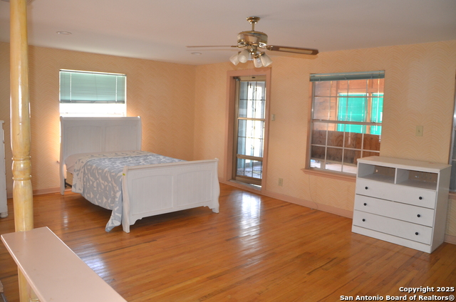 708 N Teel Property Photo 5