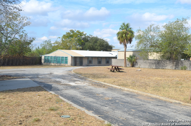 708 N Teel Property Photo 16