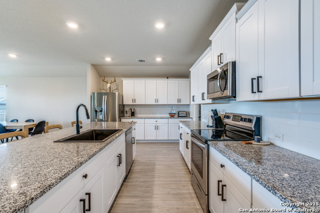 2474 Moselle Property Photo 9