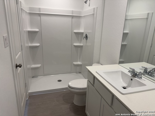 231 Ottawa Way Property Photo 16