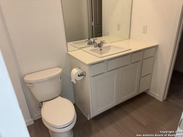 231 Ottawa Way Property Photo 17