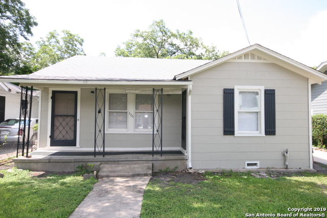 326 Arlington Ct Property Photo 1