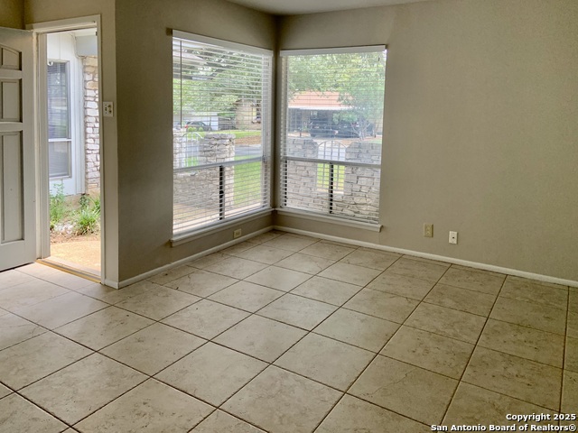 5711 Gillis Property Photo 4