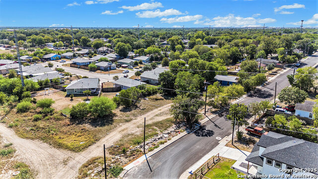 302 41st Property Photo 1