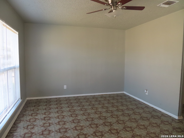 4306 Redstone Dr Property Photo 3