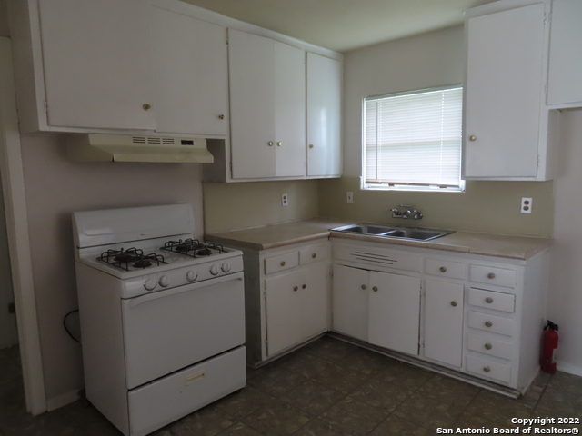 4306 Redstone Dr Property Photo 6
