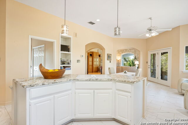 305 Spanish Pass Property Photo 21