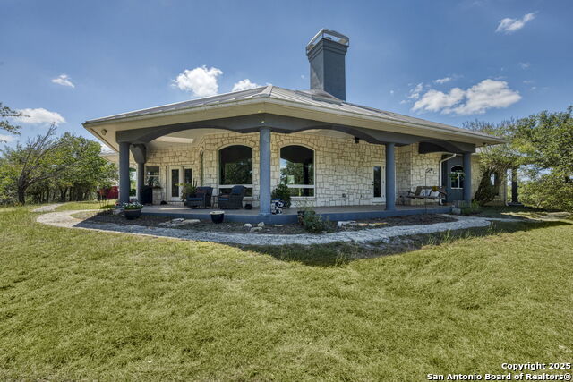 305 Spanish Pass Property Photo 29