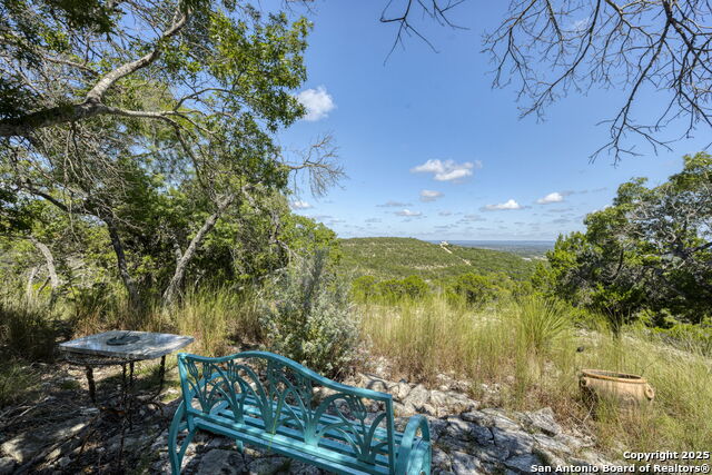 305 Spanish Pass Property Photo 37