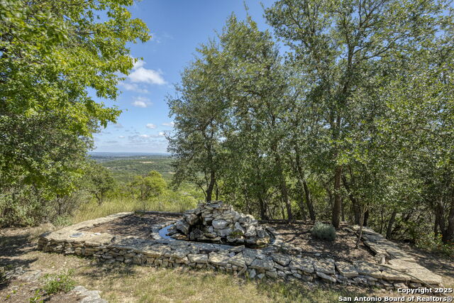305 Spanish Pass Property Photo 41