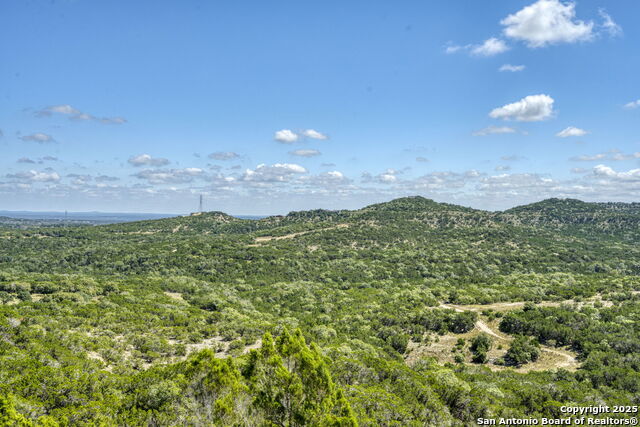 305 Spanish Pass Property Photo 43