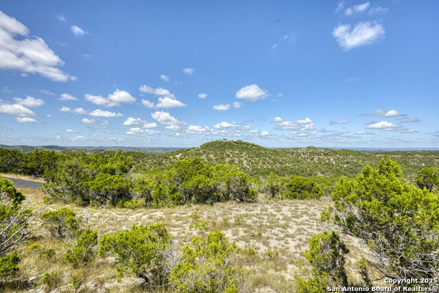 305 Spanish Pass Property Photo 45