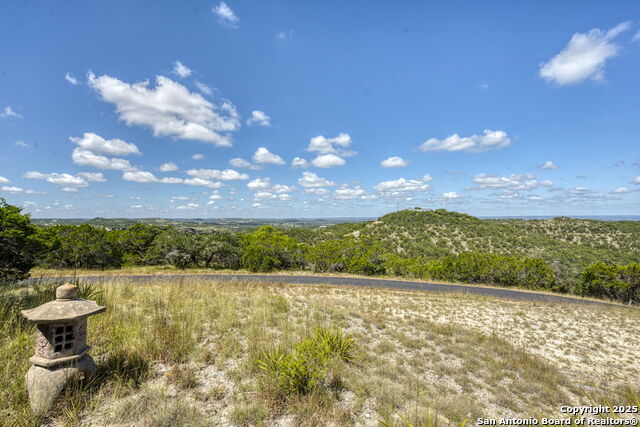 305 Spanish Pass Property Photo 47