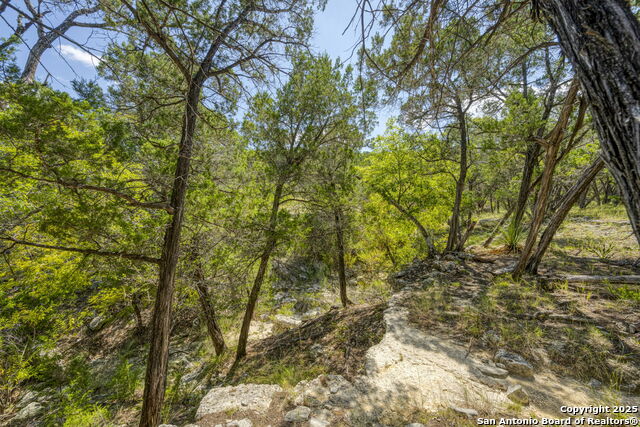305 Spanish Pass Property Photo 56