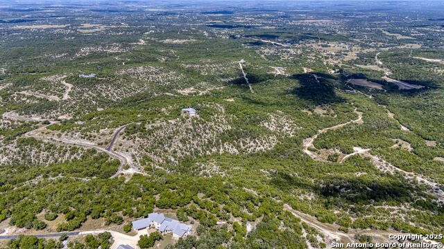 305 Spanish Pass Property Photo 64