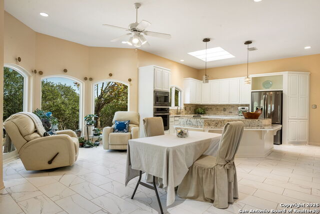 305 Spanish Pass Property Photo 94