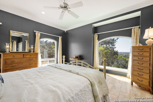 305 Spanish Pass Property Photo 96