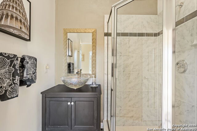 305 Spanish Pass Property Photo 100
