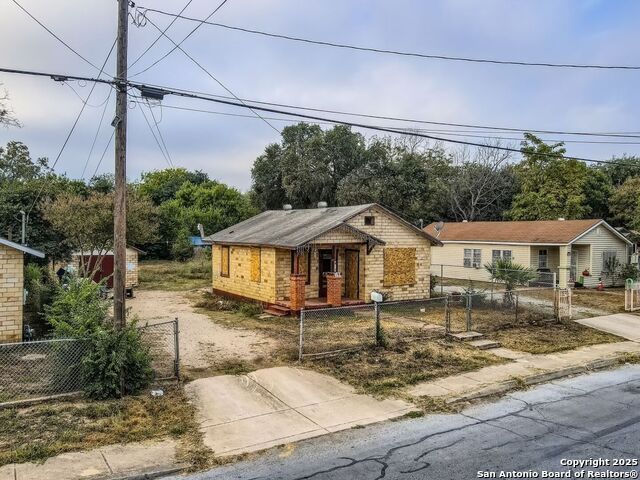 416 Hazel Property Photo 1