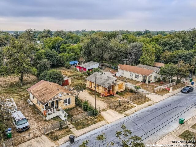 416 Hazel Property Photo 2