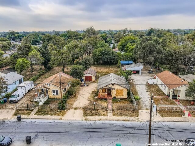 416 Hazel Property Photo 3