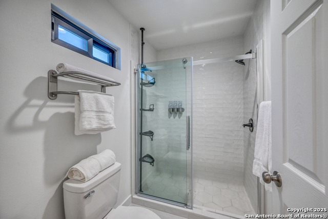 2865 Edgegrove Property Photo 10