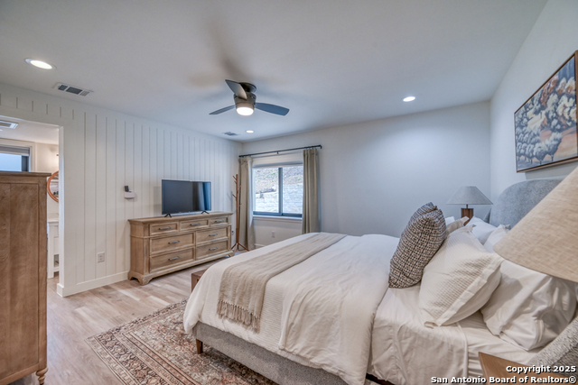 2865 Edgegrove Property Photo 15